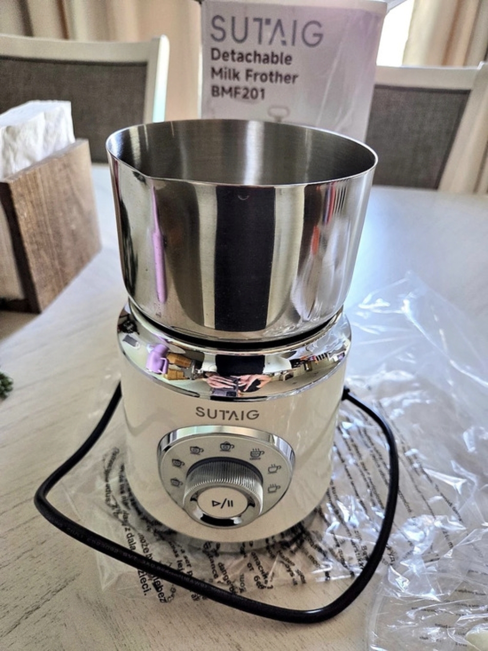 Sutaig 27 oz All-in-1 Milk Steamer and Frother, Off White